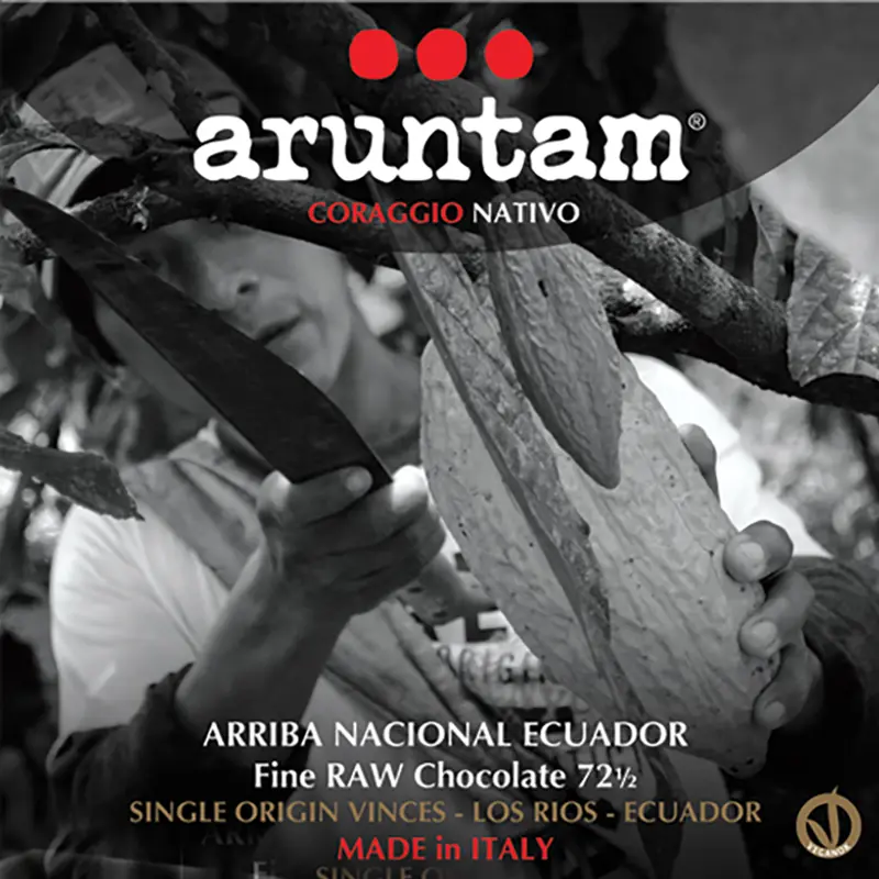 RAW Schokolade Arriba Naciona Kakao aus Ecuador hergestellt von Aruntam